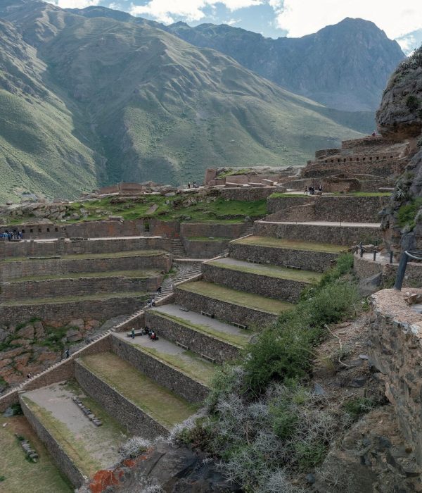 Centro histórico de Cusco con guía local durante city tour por los principales sitios arqueológicos