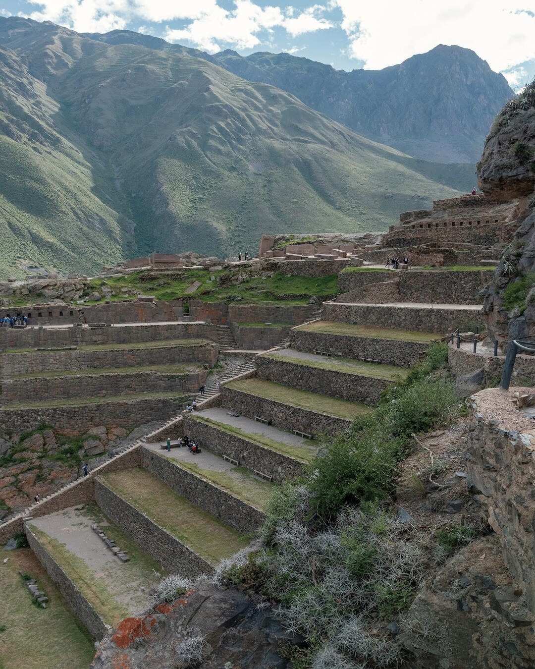 Centro histórico de Cusco con guía local durante city tour por los principales sitios arqueológicos