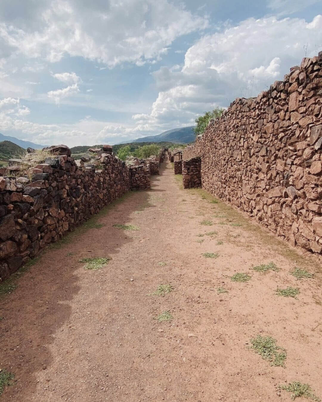 Ruinas de Pikillaqta en el Valle Sur de Cusco